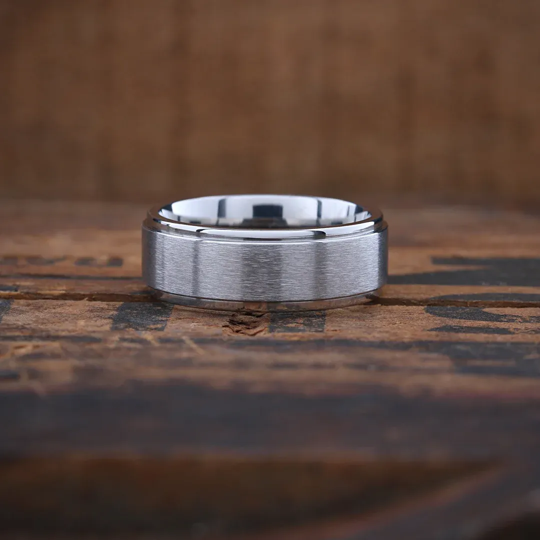 imgi_7_Men_sTitaniumWeddingBand-Silver